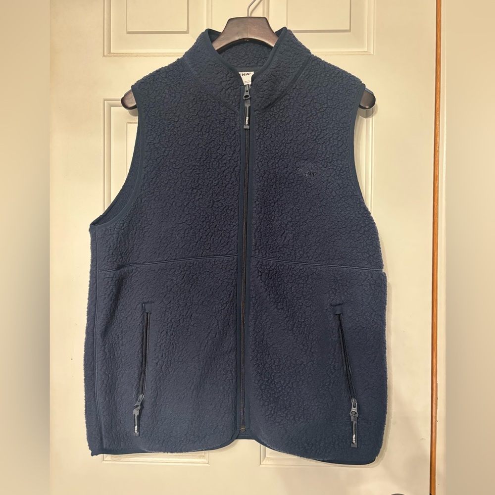 Aritzia TNA polartec thermo pro mockneck zip up vest